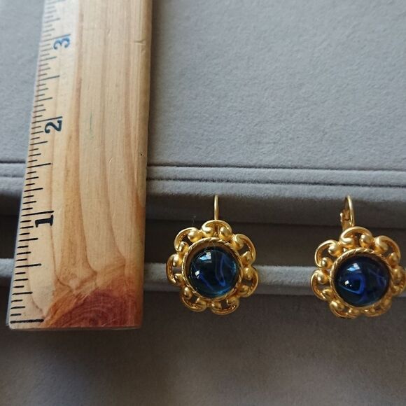 Vintage Cabochon Huggie style Blue and Gold Round Chunky Earrings - Picture 6 of 9